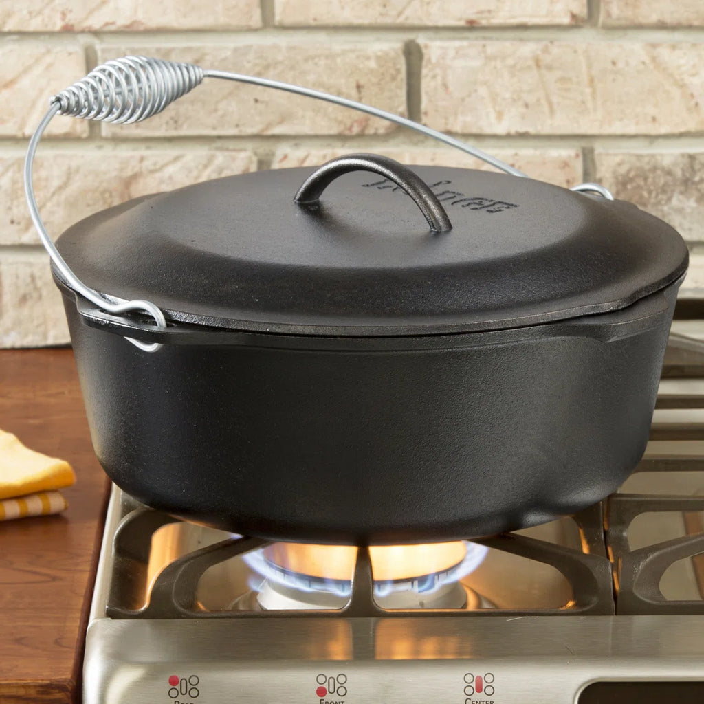 Cast Iron Dutch Oven With Bail Handle